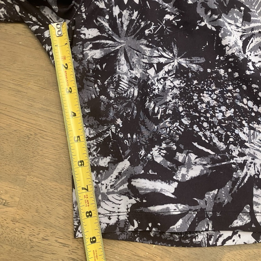 Lululemon Men's Current State Board Short 9" Black Floral Swimming Shorts Sz 34 - Picture 9 of 11